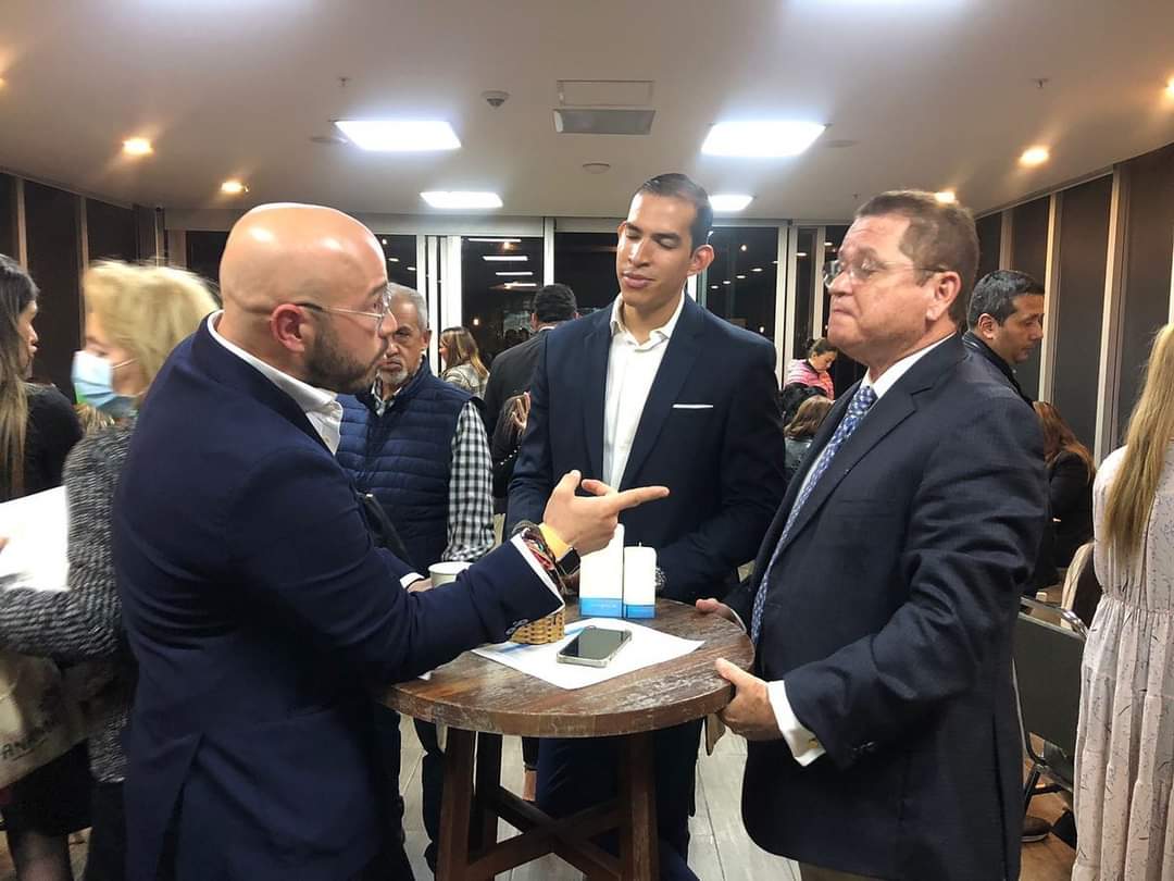 Empresas Panameñas llevan a cabo caravana turística en Colombia.
