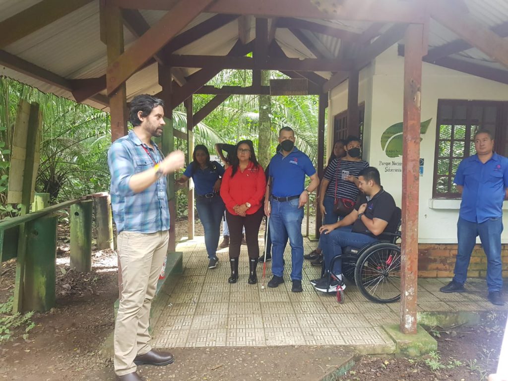 Habilitan accesos para personas con discapacidad y adultos mayores en parques nacionales de Panamá, Adrián Benedetti