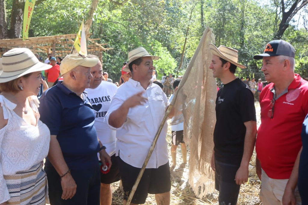 PANAMA BUSCA RESGUARDAR TRADICIONES