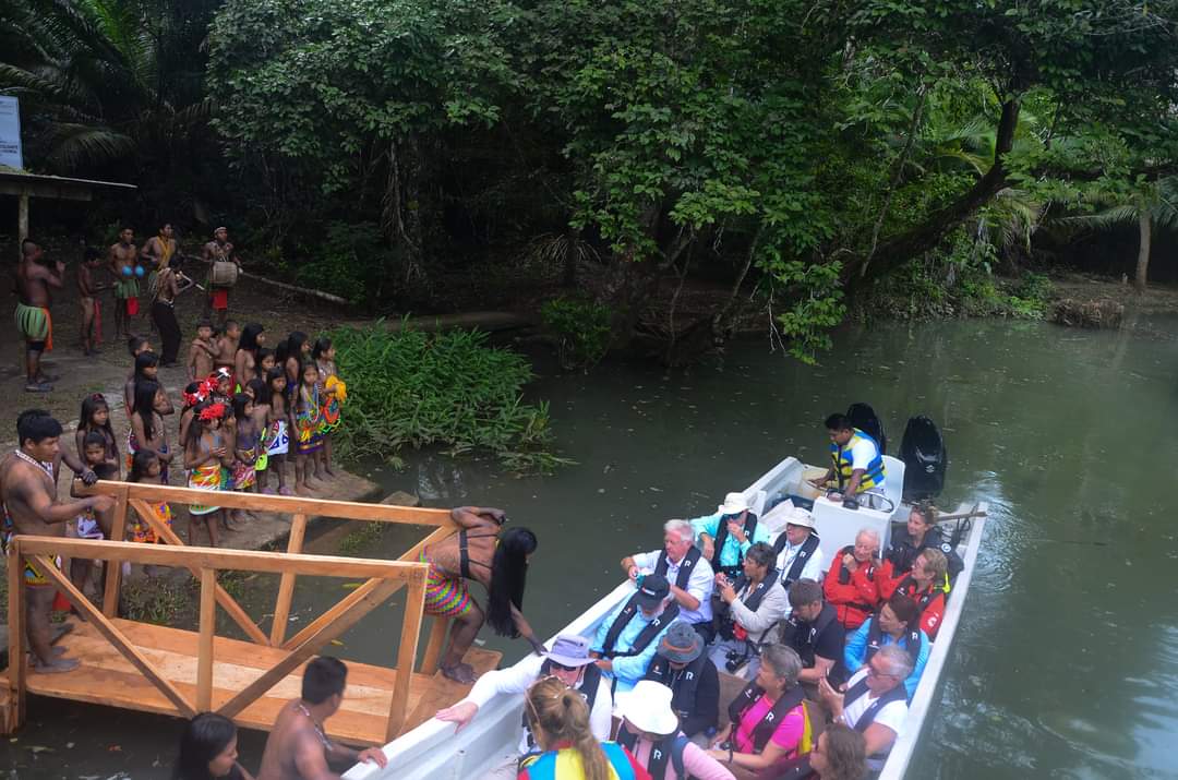 Llegada de crucero a Sambu Panamá, reactiva economia