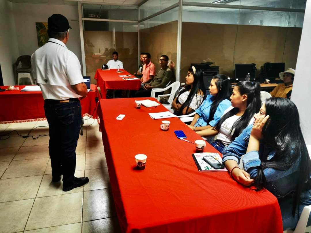 Autoridades de Turismo de Panamá Capacitan Tour operadores 