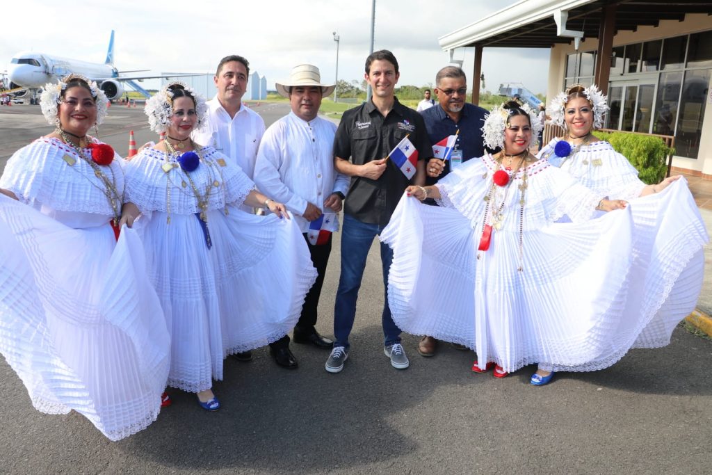 Llega a Río Hato vuelo de Air Transat con 150 pasajeros