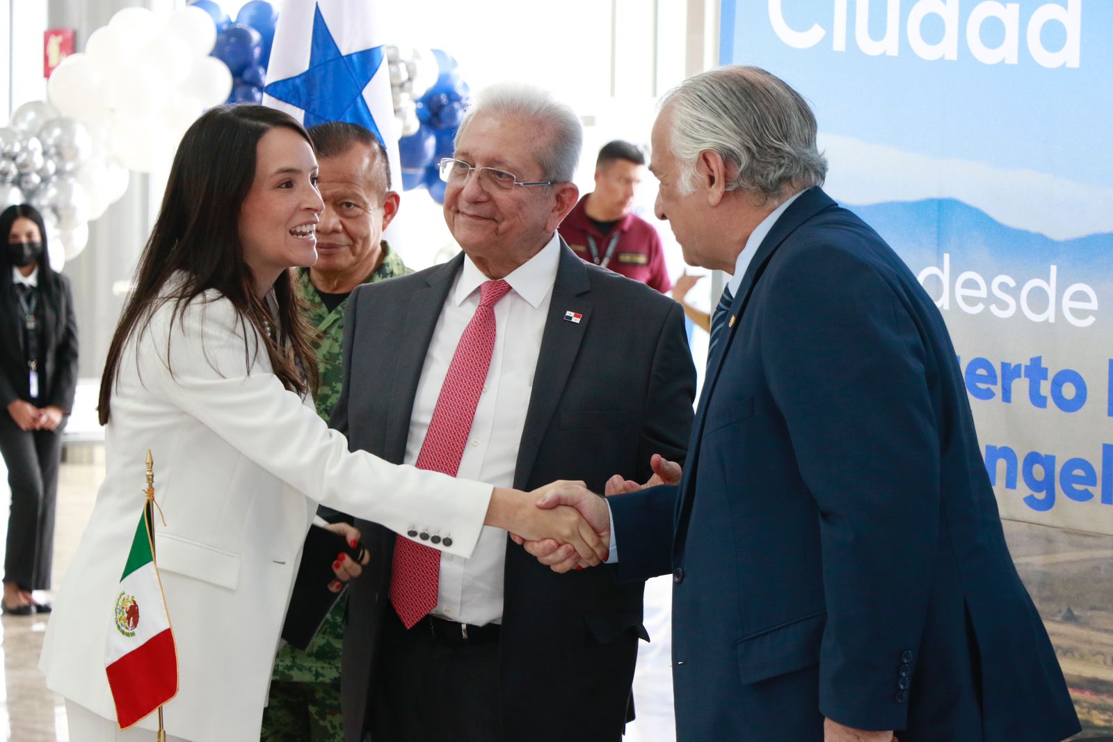 Aterriza en el AIFA el primer vuelo procedente de Panamá