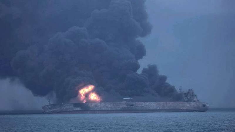 Panamá investiga accidente en China de petrolero con bandera panameña