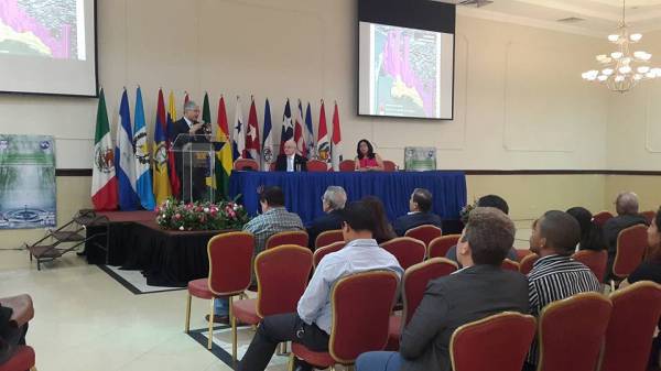 Alcaldía de Panamá participa en congreso interamericano de agua