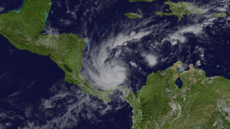 Panamá: tres muertos por lluvias asociadas a huracán Otto