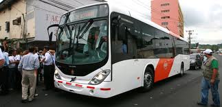 Finaliza paro de operadores del Metro Bus en Panamá